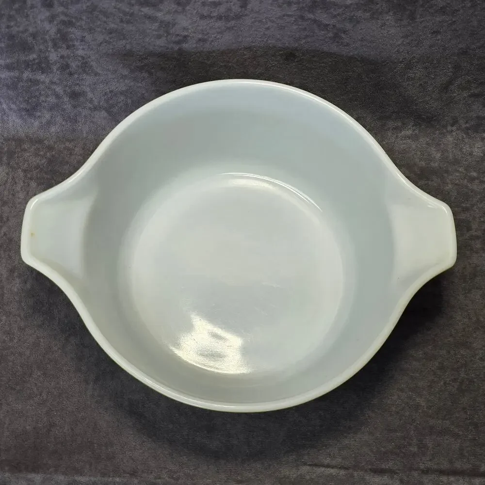 Vintage Pyrex Town & Country Cinderella Nesting Mixing Pouring Bowl 444 4 QT.